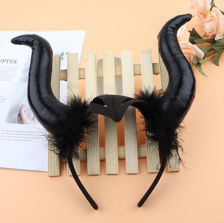 

Головной убор из черного бычьего рога - аксессуар для костюма ведьмы на Хэллоуин One Size