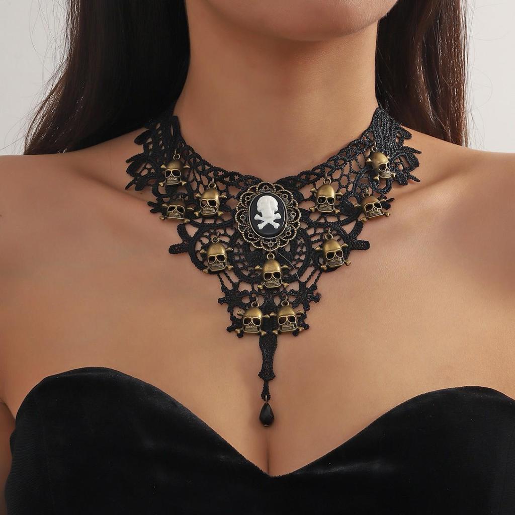 Skull Pirate Black Lace Clavicle Necklace - Gothic Style for Halloween