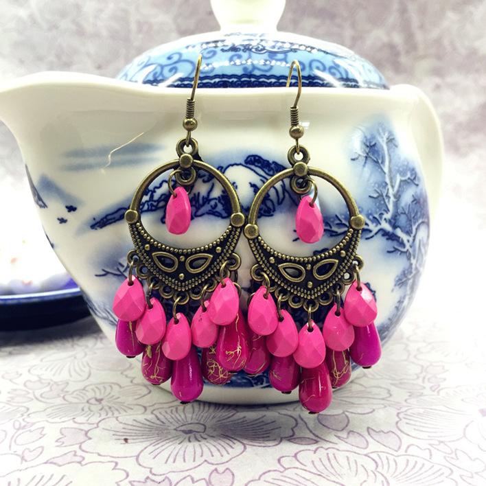 

Bronze earrings, India and Pakistan retro tassel models, beaded temperament earrings, earrings, women s pendants.