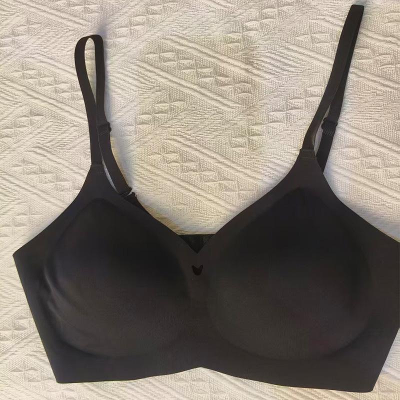 Light luxury jelly glue seamless bra, no steel ring soft support comfortable and breathable gathering S чёрный