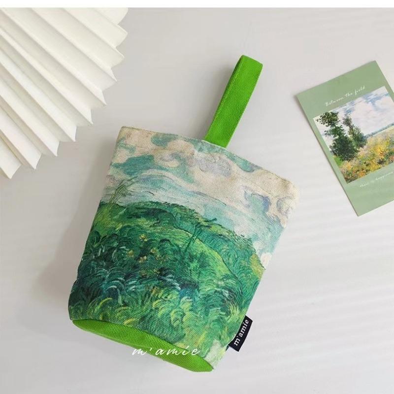 The new Van Gogh painting bucket bag carry-on small handbag go out handbag go to work bento bag