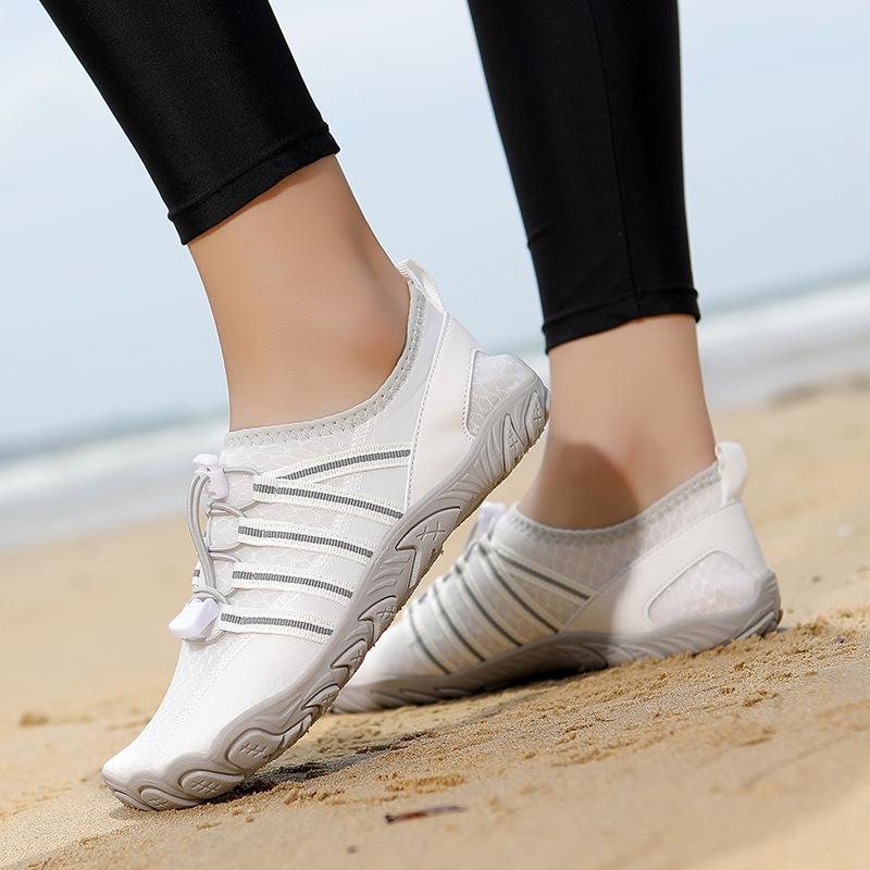 

Unisex Quick-Drying Non-Slip Outdoor Water Shoes for Swimming, Hiking, and Snorkeling 43