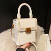 Today's fashion, retro, high-end portable box bag, simple temperament, versatile commuter messenger women's bag