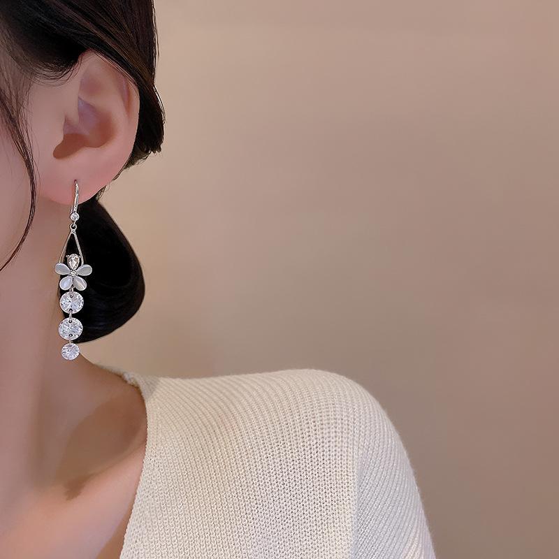 Neue Mode-Trend Einzigartiges Design Elegante Zarte Lange Quaste Opal Blume Ohrringe Frauen Hohe Schmuck Party Geschenke Großhandel