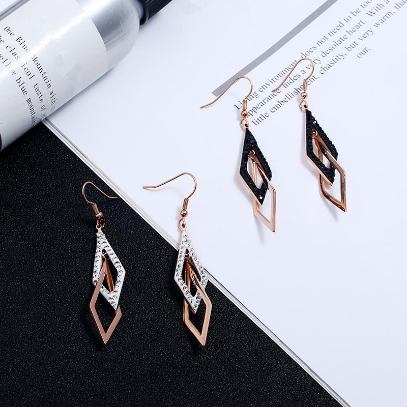 Eleganti Orecchini Geometrici a Doppio Anello in Acciaio di Titanio, Forma a Diamante, Personalità Lunga