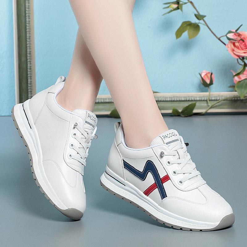 Spring  Autumn Women Casual Soft Sole Shoes Non-slip Outdoor Grass Walking Sneakers Training Comfort Leather Shoes