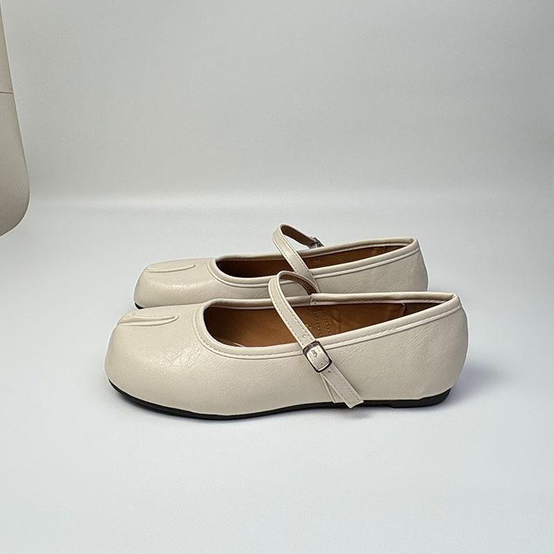 

Мода Мода Мелкие Женские Мэри Джейн Балетки Обувь 2025 Новая Женская Странный Носок Обувь Ремешок с Пряжкой Женские Балетки Обувь Лолиты 35 бежевый