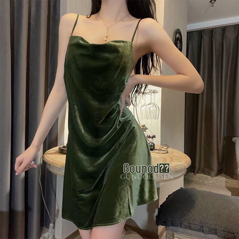 Goldener Samtspitzen-Pyjama-Set für Damen - Herbst/Winter-Kollektion 2025