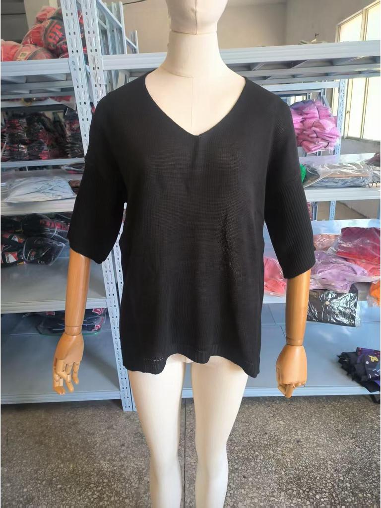 Dames ensfarget V-hals 3/4 erme slankende strikket genser