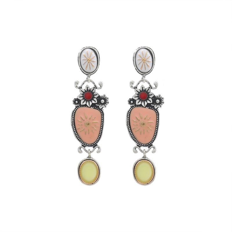 Exaggerated Big-name Retro Floral Pendant Earrings Bohemian Women's Earrings
