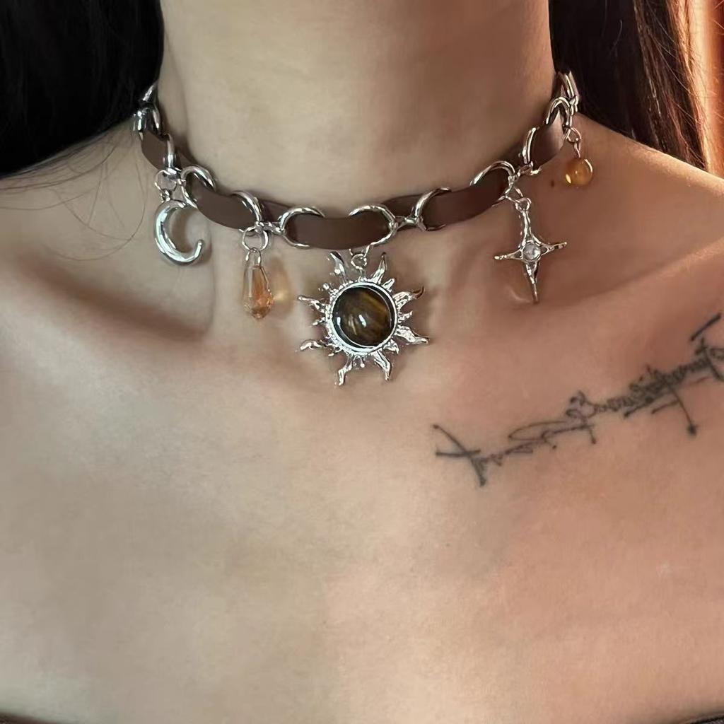Diablo Goth Punk Babes Choker Leather Collar Women Y2K Sweet Cool Collarbone Chain Cross-border Explosion Collar