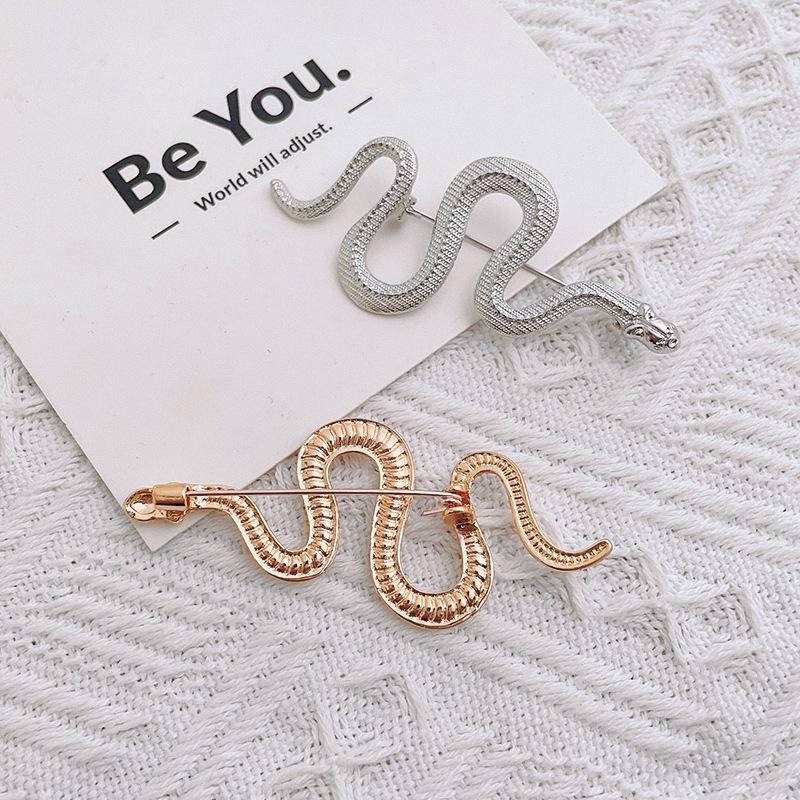 High-End European and American Snake Brooch: Stylish, Unisex, Trendy Cold Style Pin