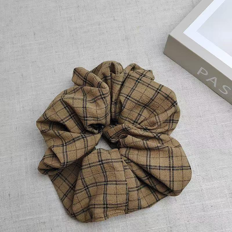 Vintage Plaid Scarf Hair Tie Set: Elegant Women's Oversized Plaid Scarf and Hair Tie Accessories