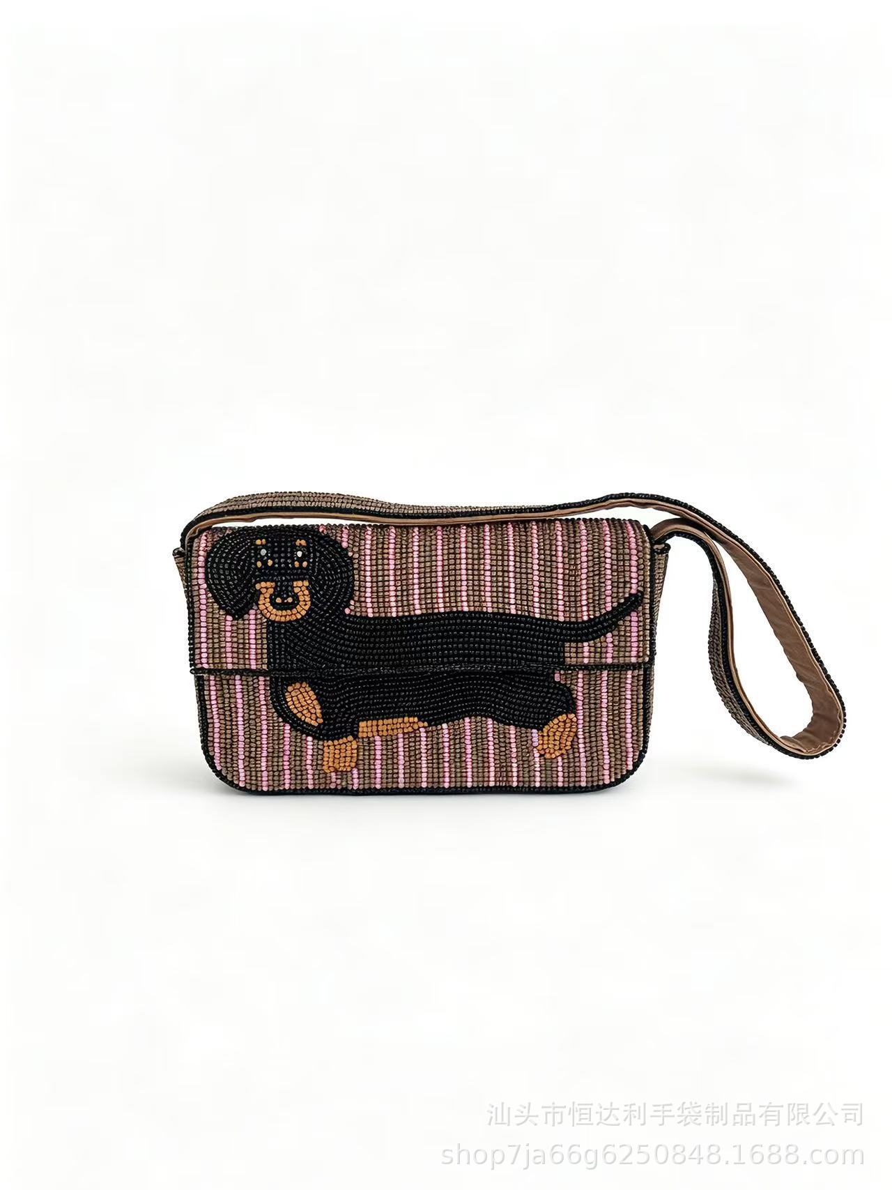 Ladies Retro Cute Heavy Industry Cartoon Sausage Dog Beads Simple and Versatile Commuting Wedding Banquet Shoulder Bag 20.5cm*5.5cm*13cm