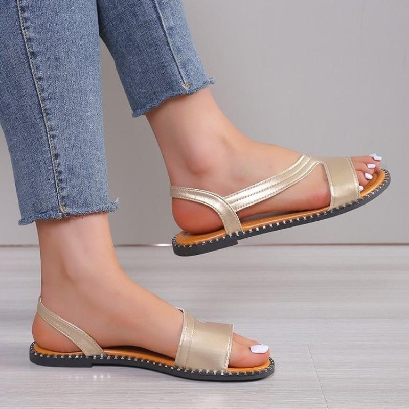 New large size flat-bottomed rivet sandals, one-character fish mouth shoes 43