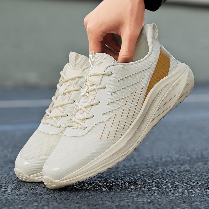 Men’s Black Sports Shoes White Running Sneakers Summer Breathable Shoes Students Large Size Jogging Shoes Light Weight