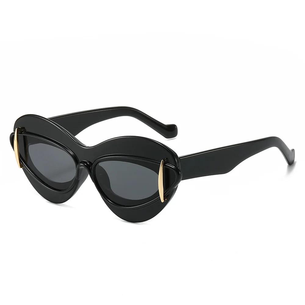 New  Oversized Cat Eye Sunglasses Women For Men Luxury Brand Designer Vintage Punk Sunglasses Popular Rivet Big Frame Eyewear