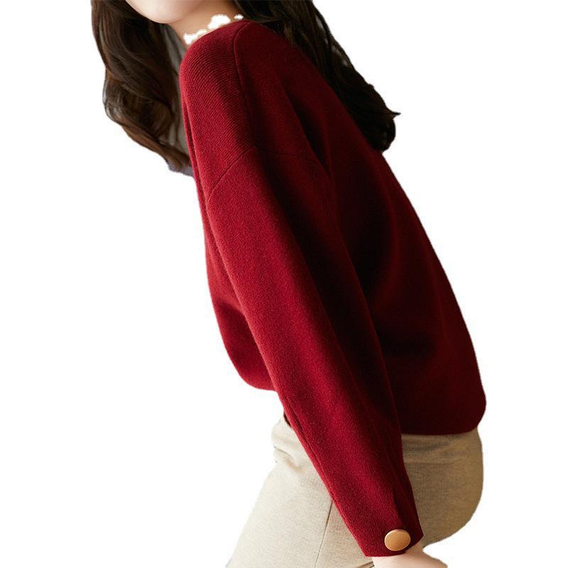 Petite Age-Reducing Red Wool Pullover - Stylish Autumn/Winter Low Round Neck Sweater