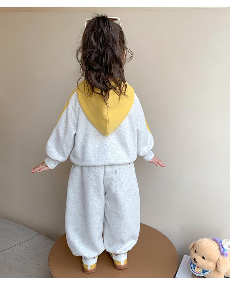 2025 Trendy Girls' Autumn & Spring Outfit: Korean Style Coat & Sweatpants Set