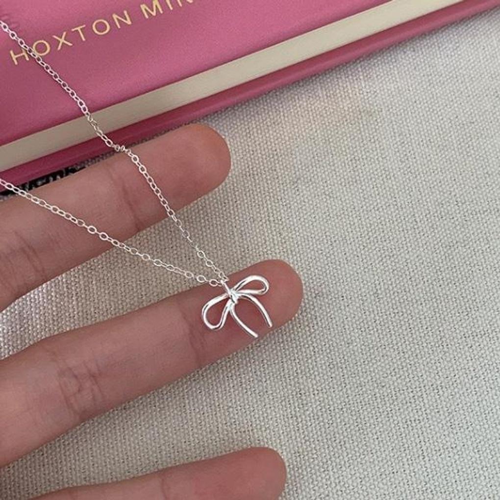 Women's Accessory Small Chain Daily Ribbon Necklace