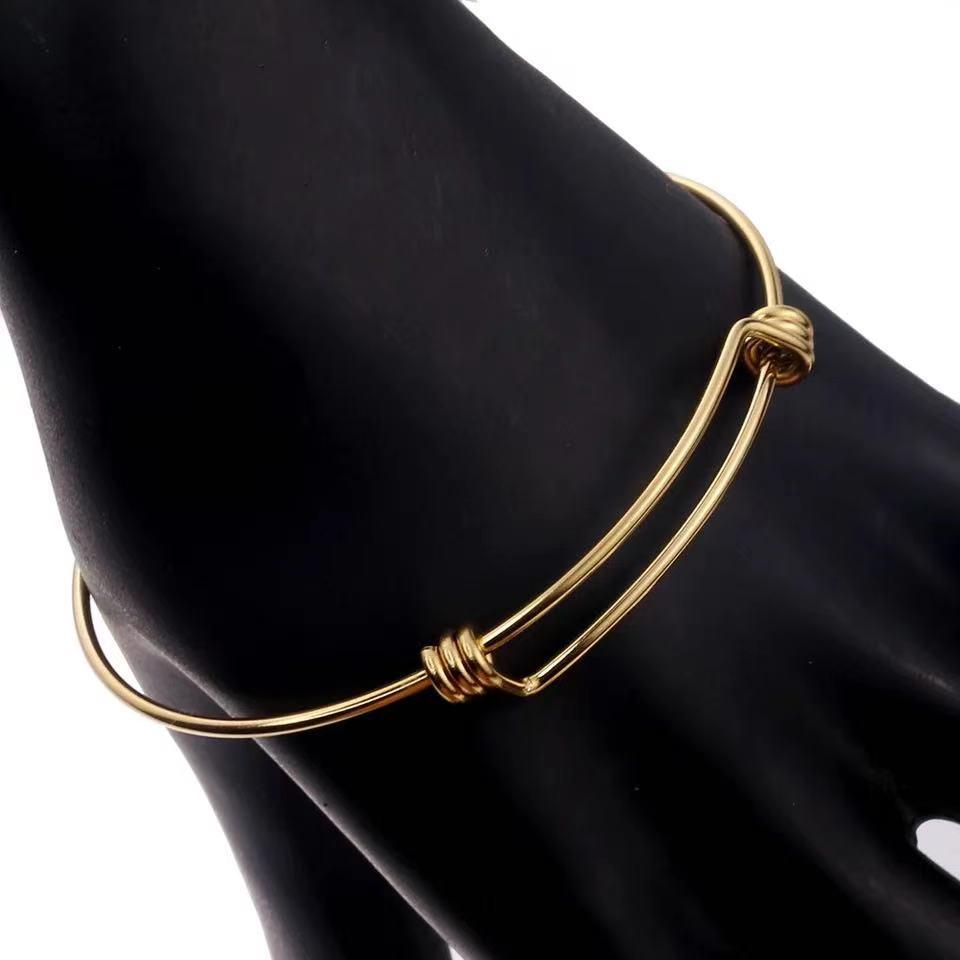 Round Adjustable 304 Titanium Steel Bracelet with Push-Pull Elastic Coil