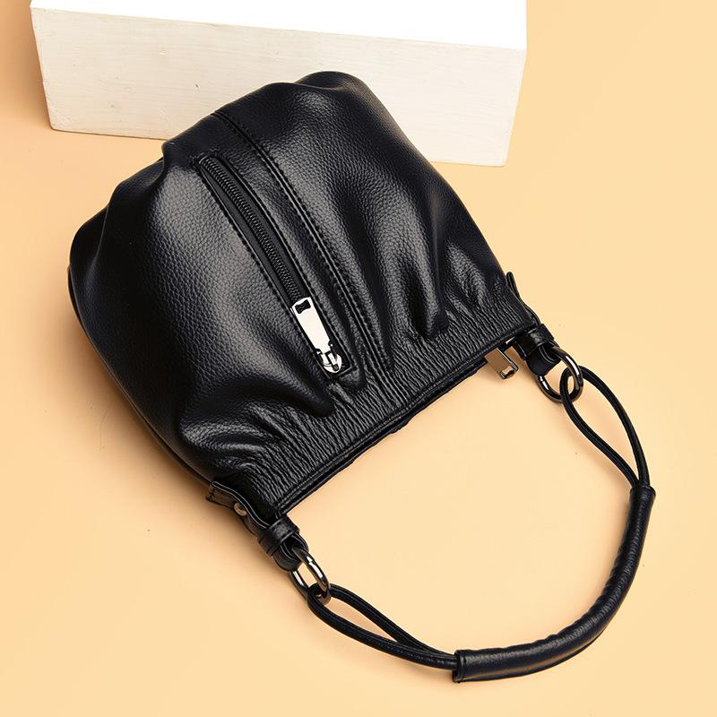 Bag 2025 new fashion bucket bag soft leather middle-aged and elderly women hand bag temperament versatile messenger bag
