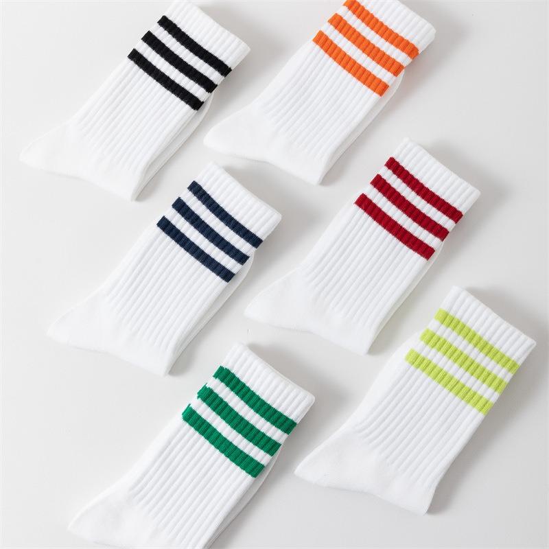 Drei-Streifen Sport Laufsocken, Herrensocken, Gestreifte College Lange Socken, Frotteesocken