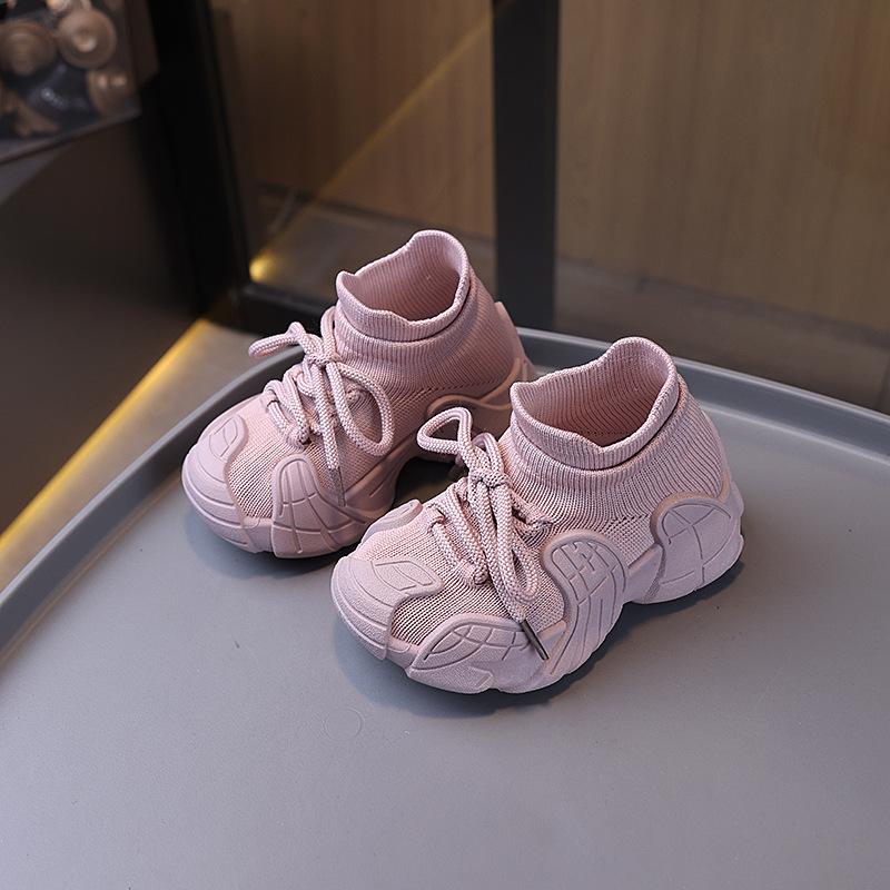 

Детские кокосовые туфли 2025 весна и осень новая обувь-носки на мягкой подошве для маленькой девочки, дышащая сетчатая обувь для мальчиков, спортивная обувь из мушиного трикотажа 21-26 yards, 6 pairs in one hand розовый