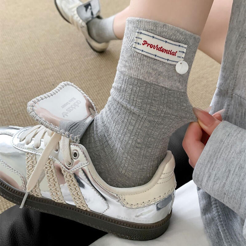 1319 Button Tab Brand Button Lettering Fashion Socks