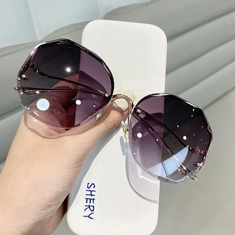 Irregular Round Sunglases Women Brand Designer Gradient Fashion Sun Glasses Female Rimless Metal Curved Temples