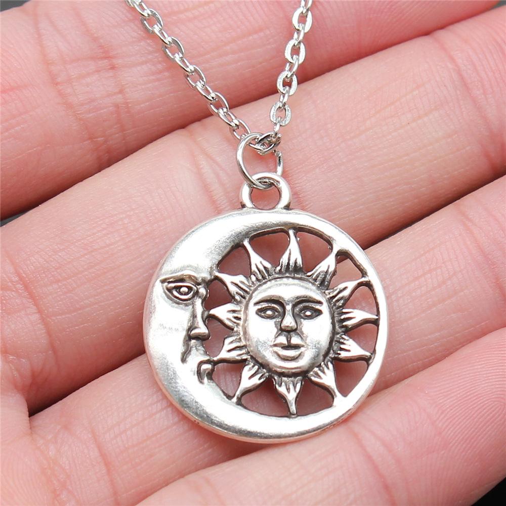 Fashion Moonstone Necklace Crescent Crystal Moon Pendant Vintage Necklaces for Women Female Boho Jewelry Gifts 2026 New Trend