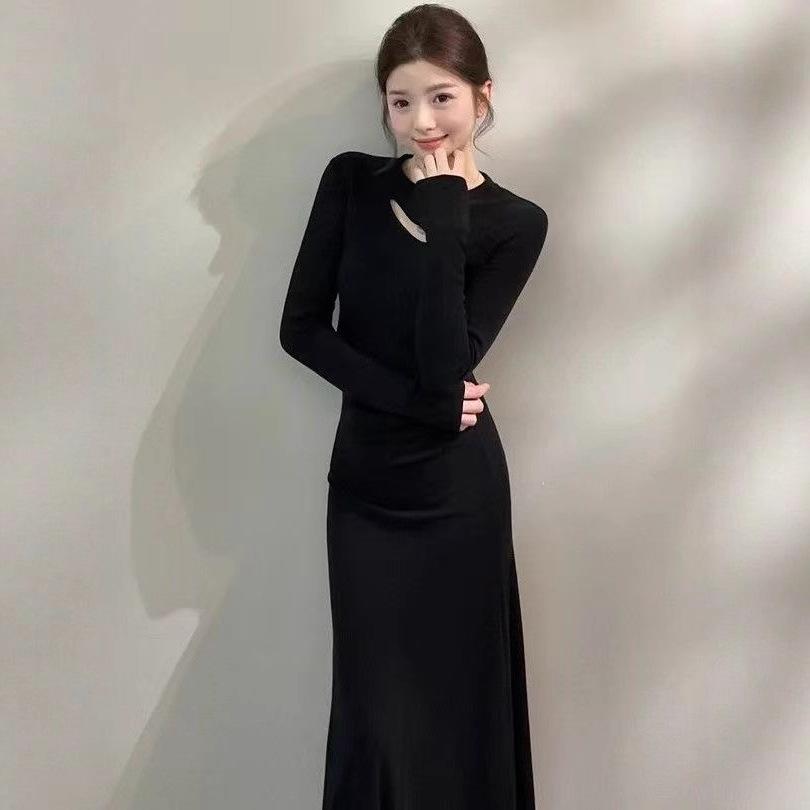 French temperament long-sleeved dress women's autumn new waist thin hollow long bottom t-shirt skirt