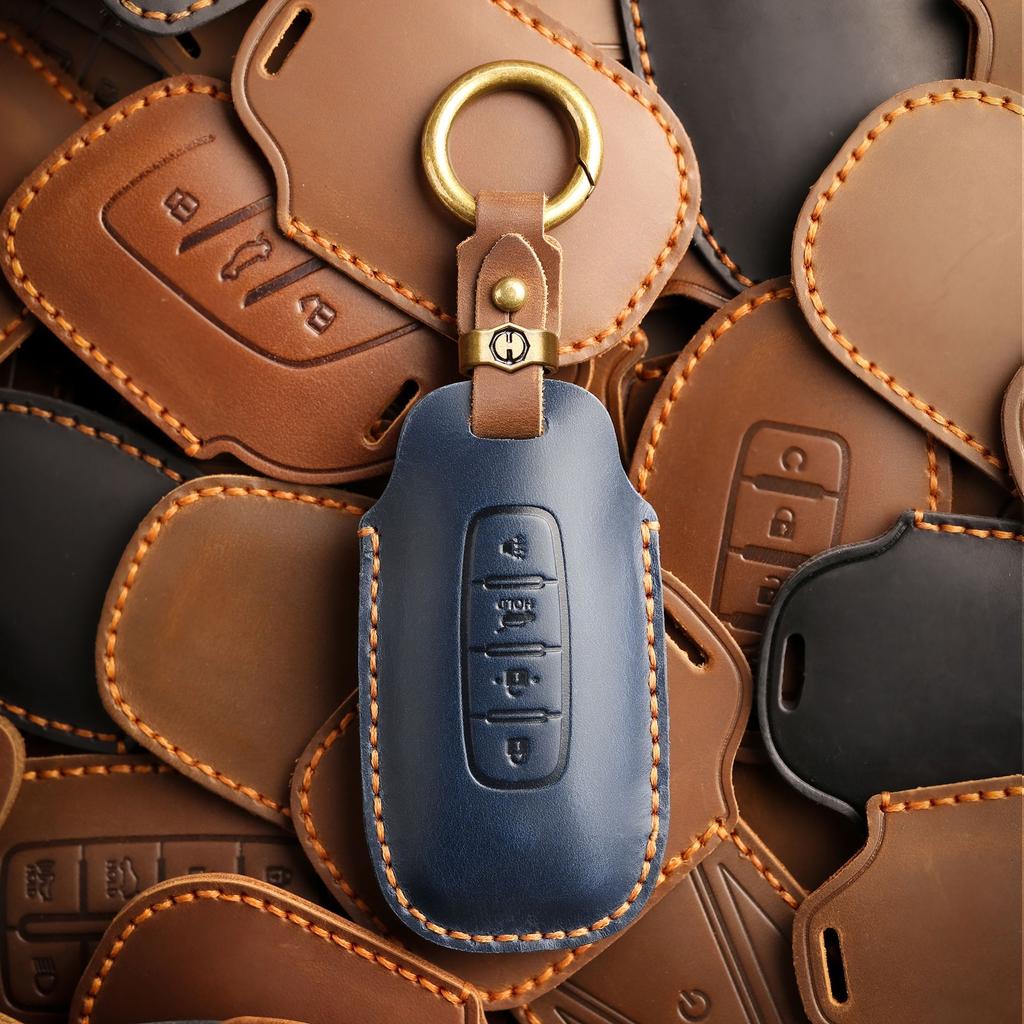 The Retro Key Cover Is Suitable For Nissan Xuanyi Teana Exploration Lu Xiaoke Qijun Jinke Genuine Leather Keychain.
