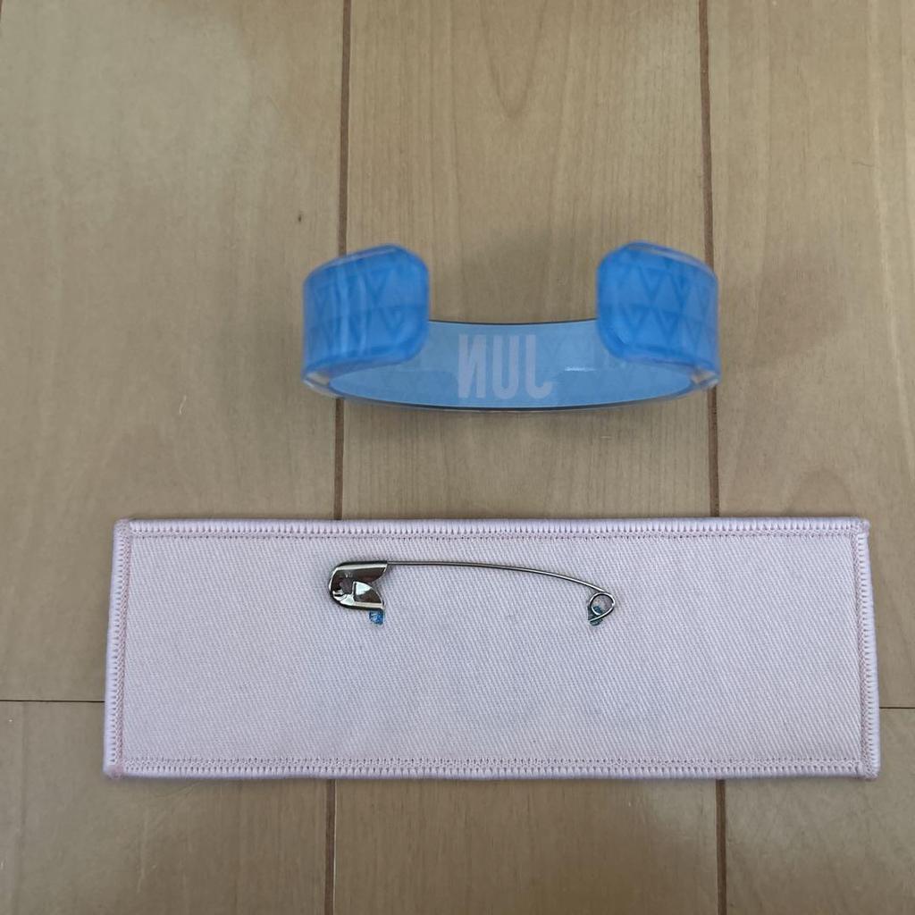 [USED] Seventeen Jun Patch Acrylic Bangle DIAMOND EDGE