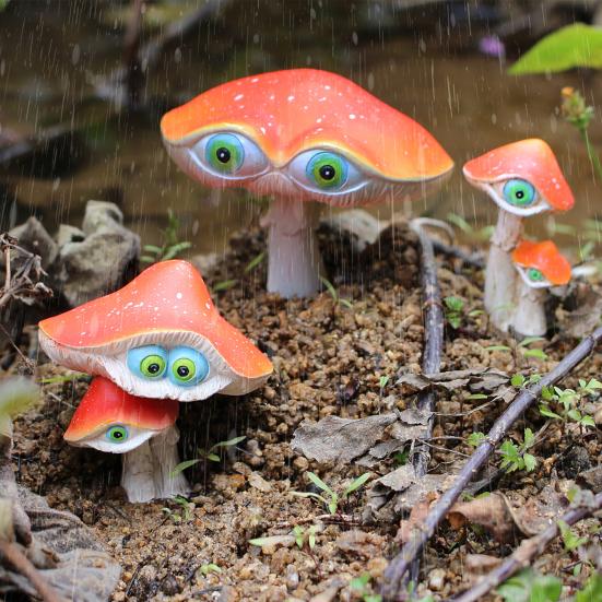 3Pcs Cartoon Mushroom Figurines Realistic Looking Weather-Resistant Outdoor Miniature Statues Potted Landscape