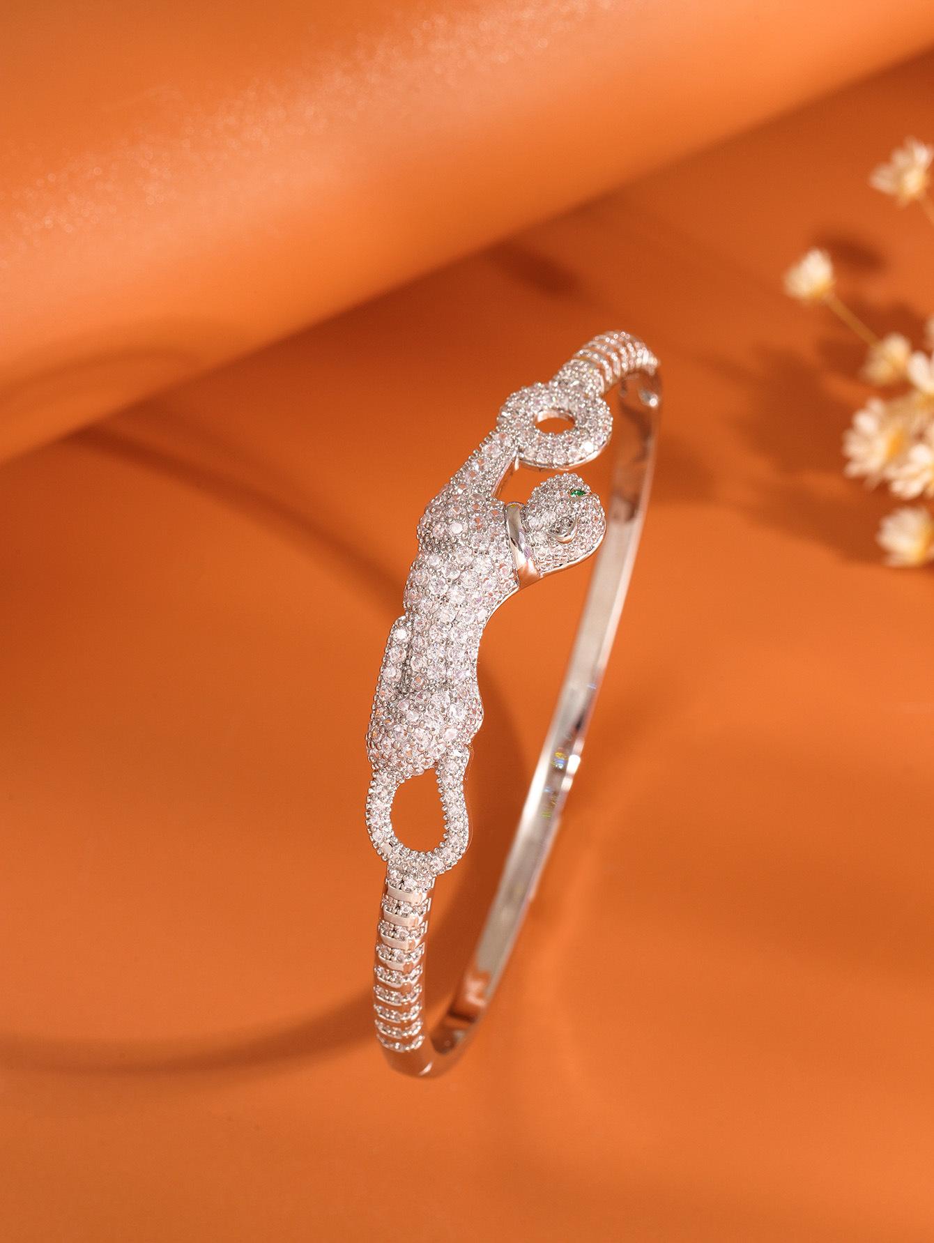 Leopard head mighty full zirconium bracelet trendy line temperament versatile popular women s jewelry белый