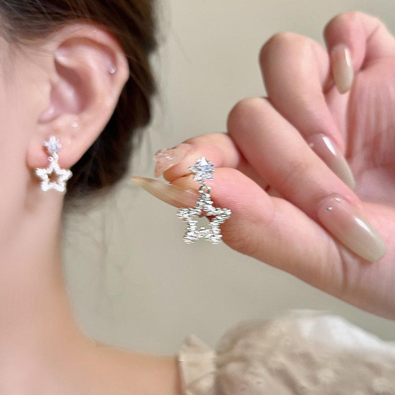 Luxury Zirconia Star Dangle Earrings: Lightweight, Exquisite & Unique for Women in 2026