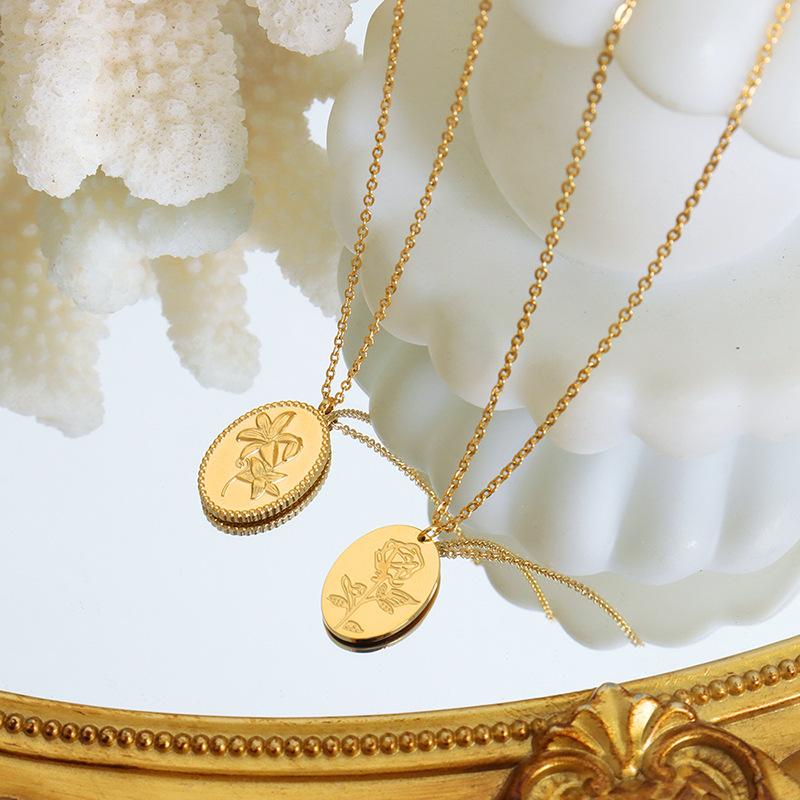 Personalized Retro Exquisite Rose Pattern Oval Pendant Necklace Versatile Empress Dowager Personality Collarbone Chain Jewelry