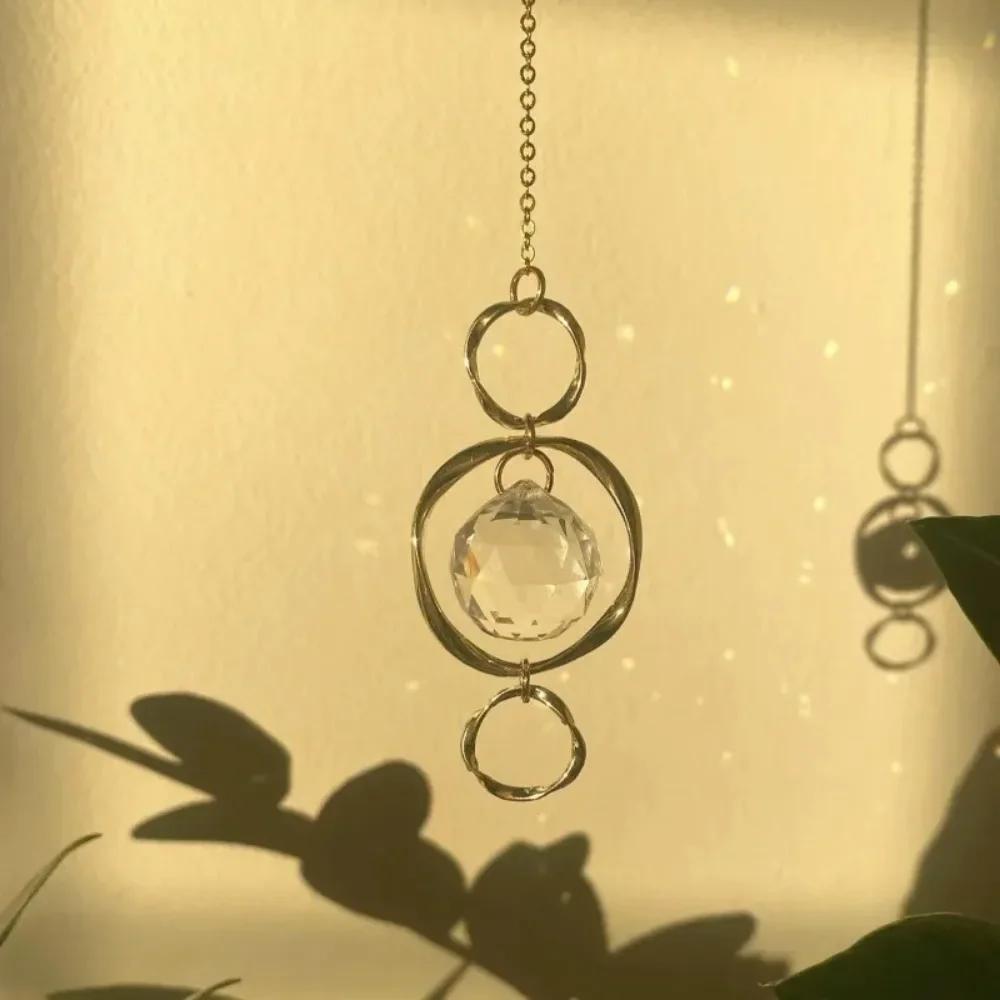Acchiappasole di Cristallo Decorazione da Appendere Creatore di Arcobaleni Acchiappaluce Prisma a Sfera di Cristallo per Decorazione da Giardino Esterno Decorazione per Finestra Regalo