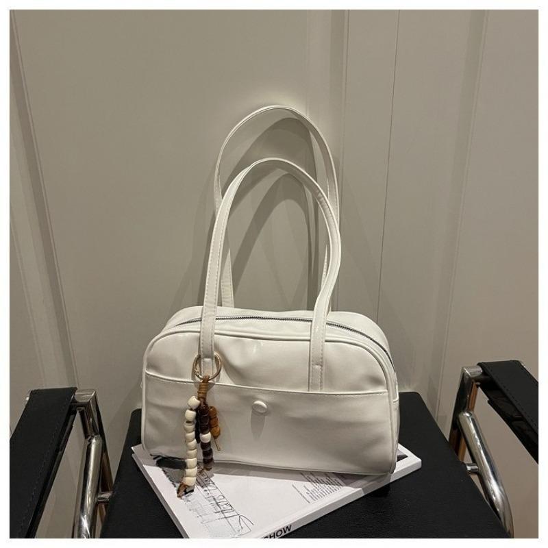 A Retro, Large-capacity, Casual, Daily Underarm Bag for Women with A Single Shoulder for Commuting