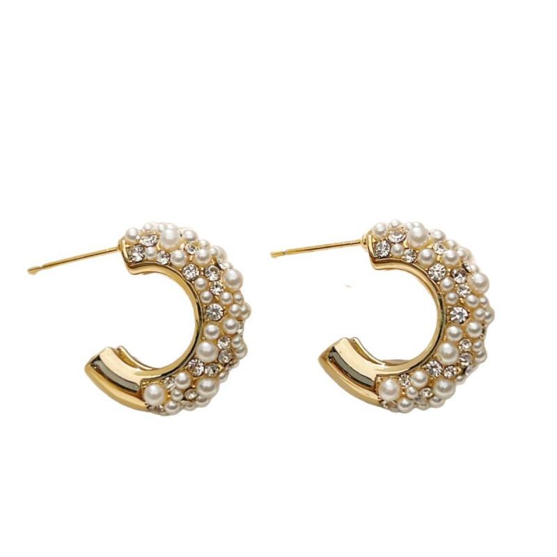 Luxury CZ Pearl Stud Earrings Women Versatile Daily Wear