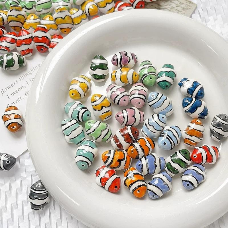 1Pc Stripe Painted Cute Small Fish Beads Charms Ceramic Spacer Loose Beads For Jewelry Making Diy Bracelet Accessories