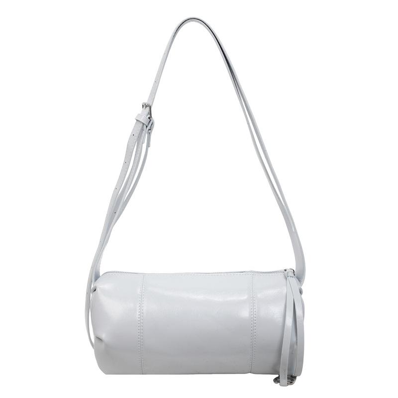 New Retro Fashion Shoulder Messenger Bag Commuter Bag Texture Large Capacity Tote Bag Women