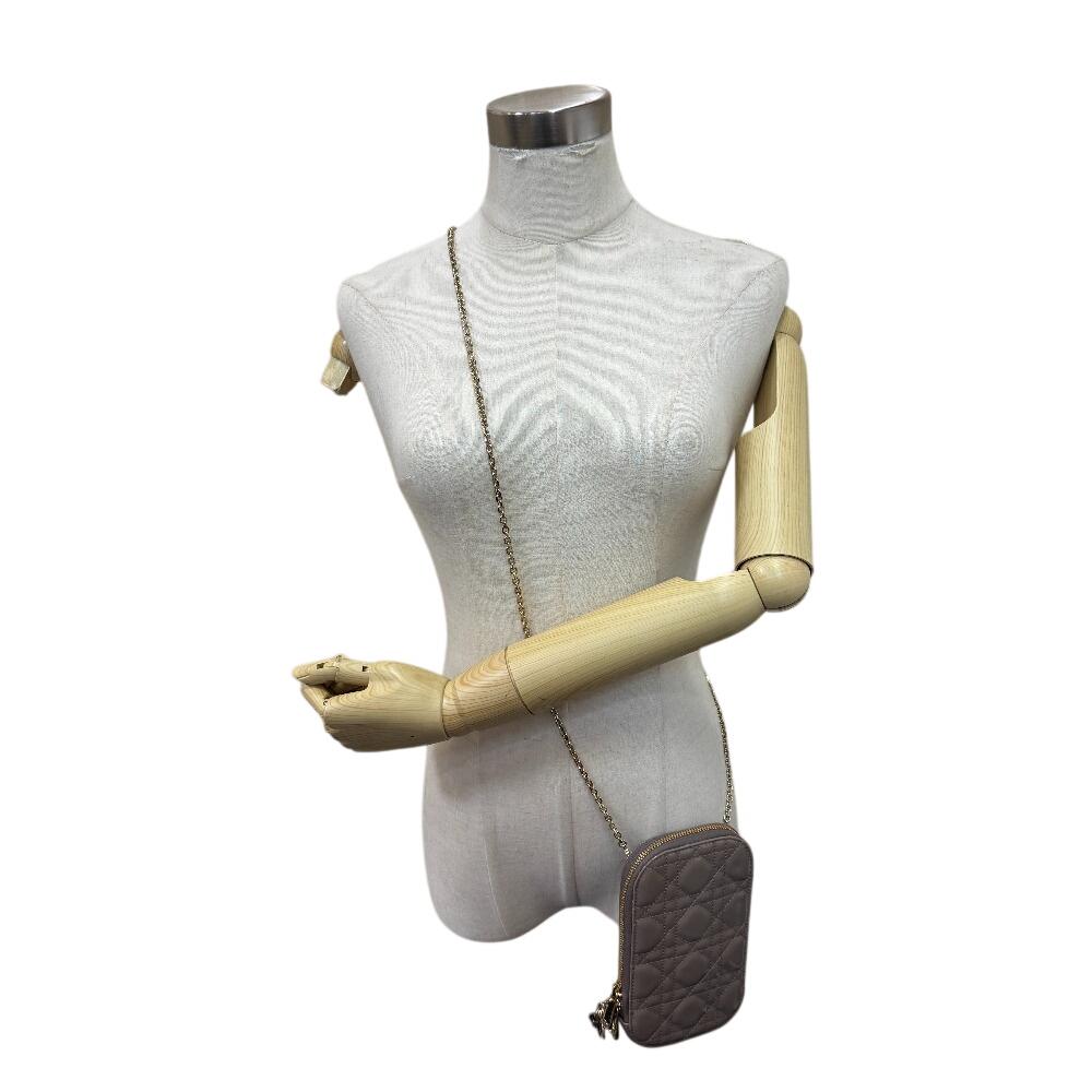 Dior Phone holder Lady Dior Canage Patent leather Lady Dior Call'in Dior Pouch beige Patent leather Used