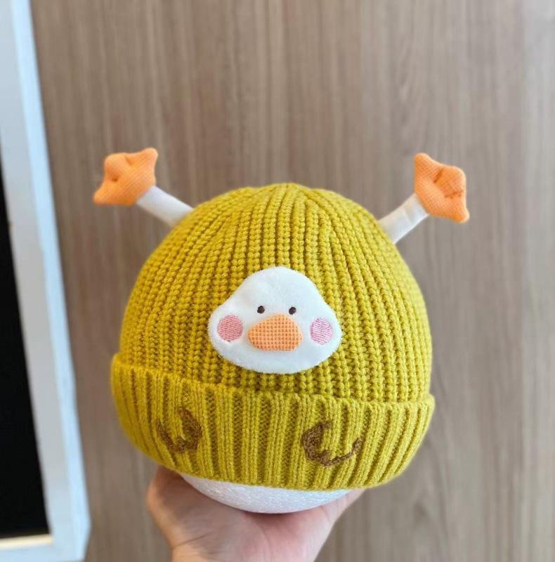 Warm Knit Duck Beanie for Boys & Girls - Windproof Wool Hat, Autumn/Winter