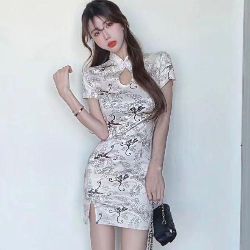 Summer New Chinese Style Improved Cheongsam Dress Women's Design Sense Split Fork Slim Skinny Hip Wrap Short Skirt