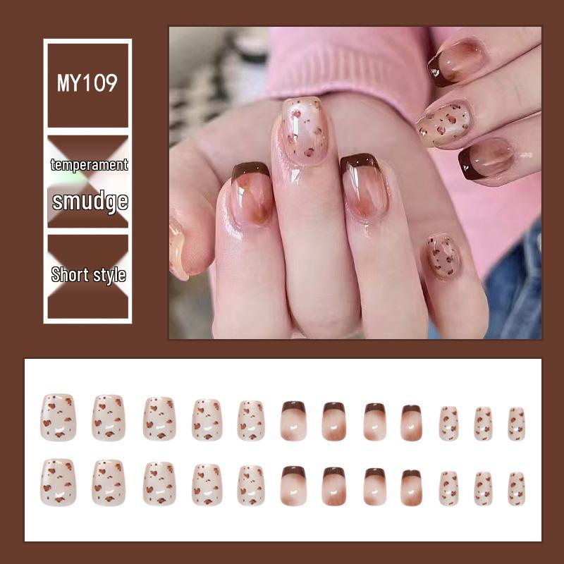 Chasing Light Cat's Eye Crystal Nails: Handmade, Detachable, Flash Diamond Design for Trendy, Stylish Looks.