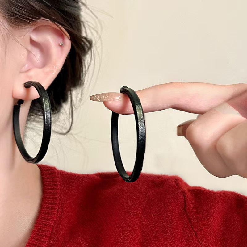 Tide And Cool Leopardenmuster Lederohrringe, High-End Leichter Luxus Nischenohrringe, 925 Silbernadel Ohrringe, Schmuck.