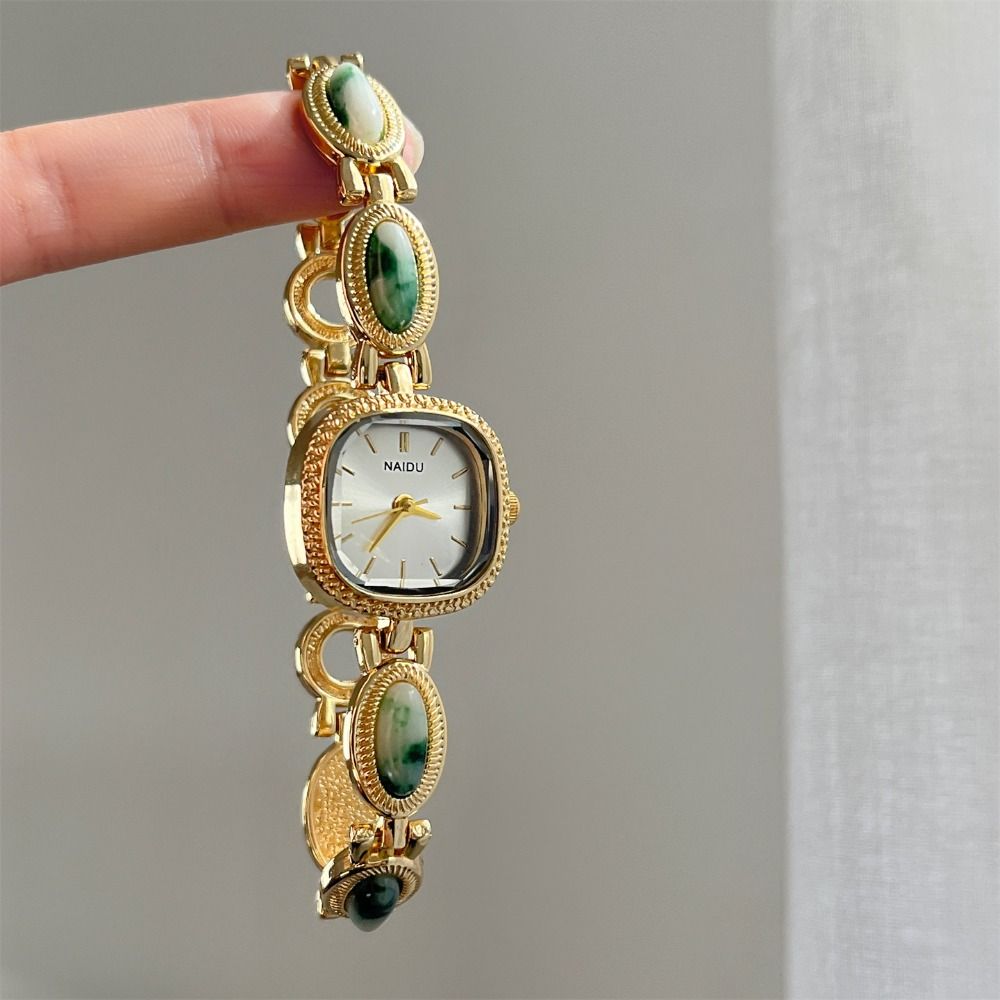 Square Dial Wristwatch Elegant Quartz Watch New Ladies Watch  for Women