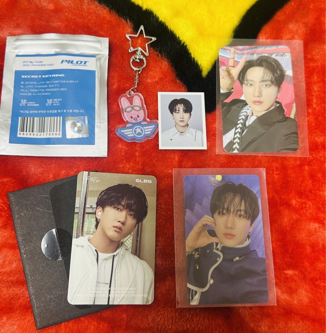 

[USED] Stray Kids PILOT Akki Changbin Set